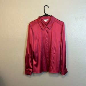 St.John 100% Silk Stunning Blouse Size 14- Elegance Embodied!